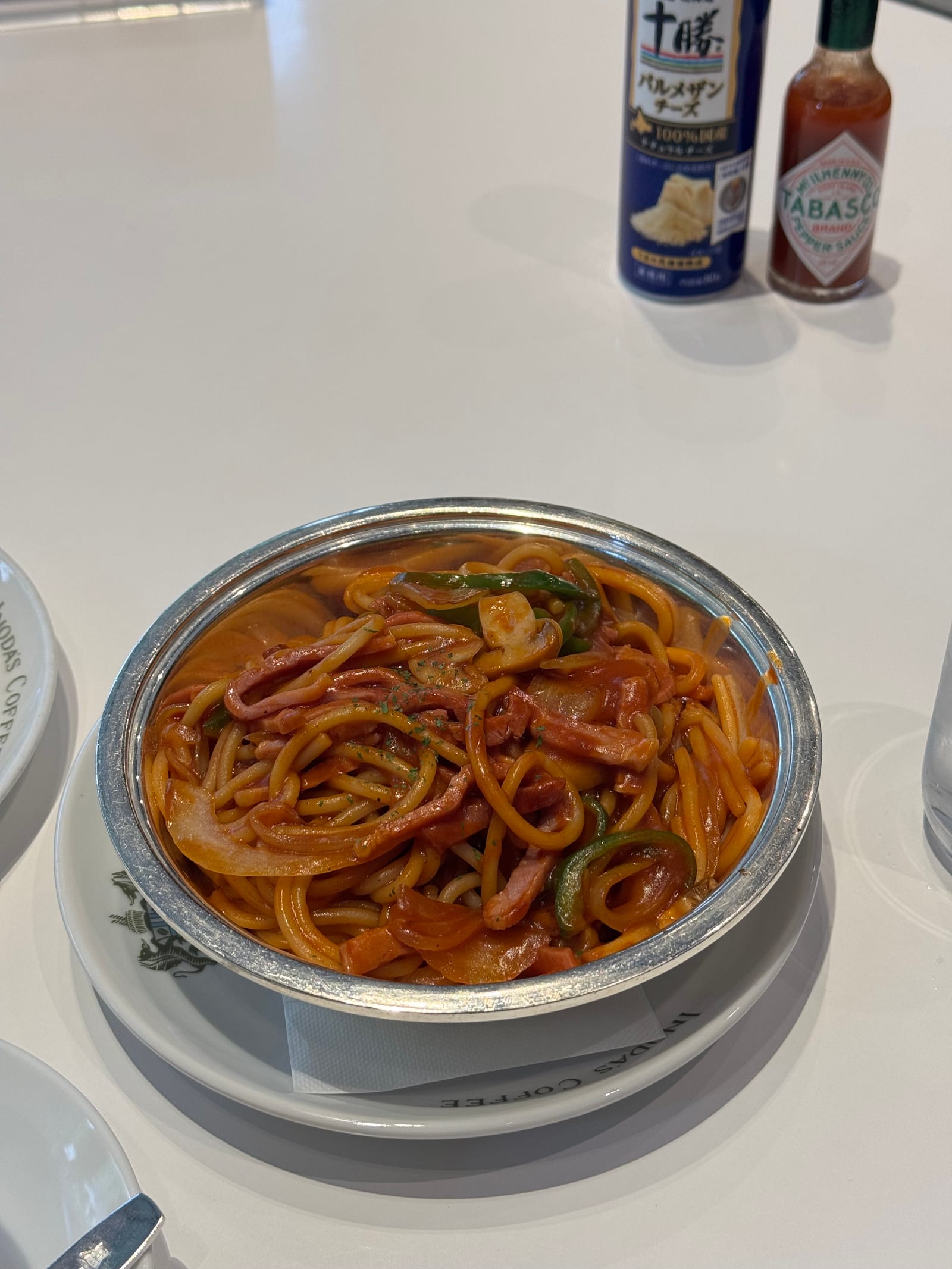 나폴리탄 독사진 찍어주실게요…